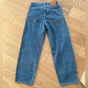 Levi’s Baggy Dad Jeans Size 26, Medium Wash 👖